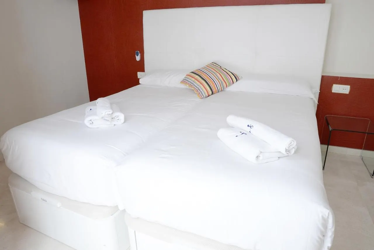 Apartamentos Paloma Dreams 3000 0*, Granada